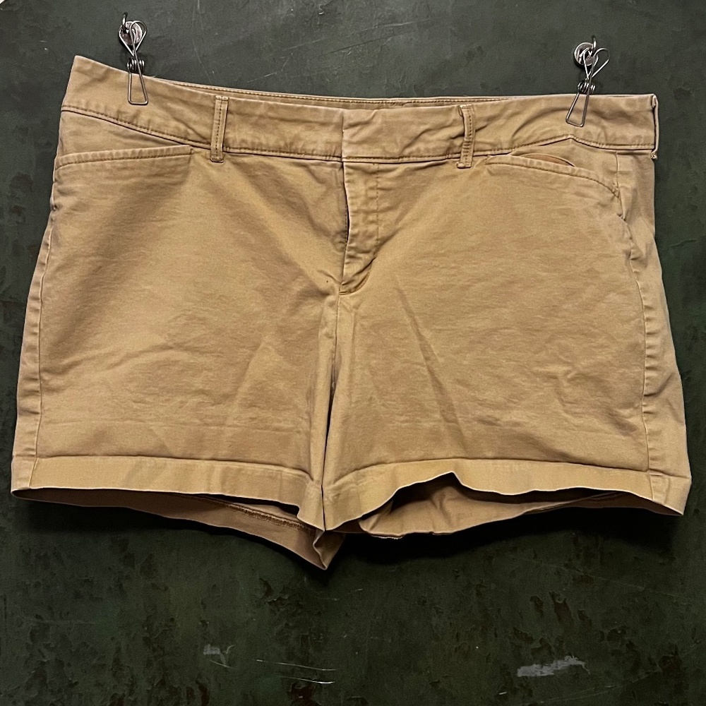 Old Navy "LePixie" Khaki Shorts